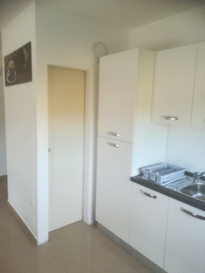 Apartman Ki Lejlighed Pula Eksteriør billede