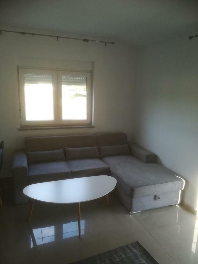 Apartman Ki Lejlighed Pula Eksteriør billede